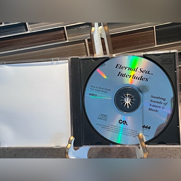 Holiday Interludes CD Eternal Sea Soothing Ocean Sounds with Flute - Picture 3 of 3